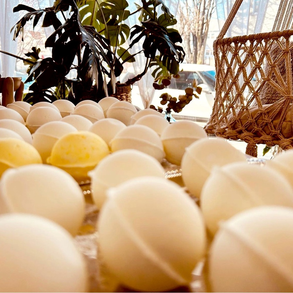 Handcrafted Lemon Peel Herbal Bath Bomb 🍋
